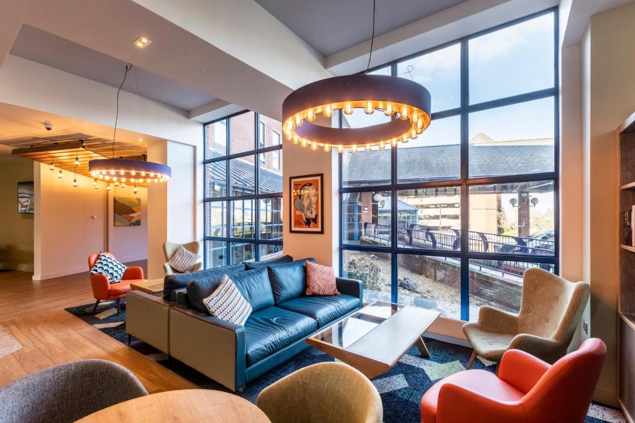 Holiday Inn London Sutton By Ihg Exterior foto