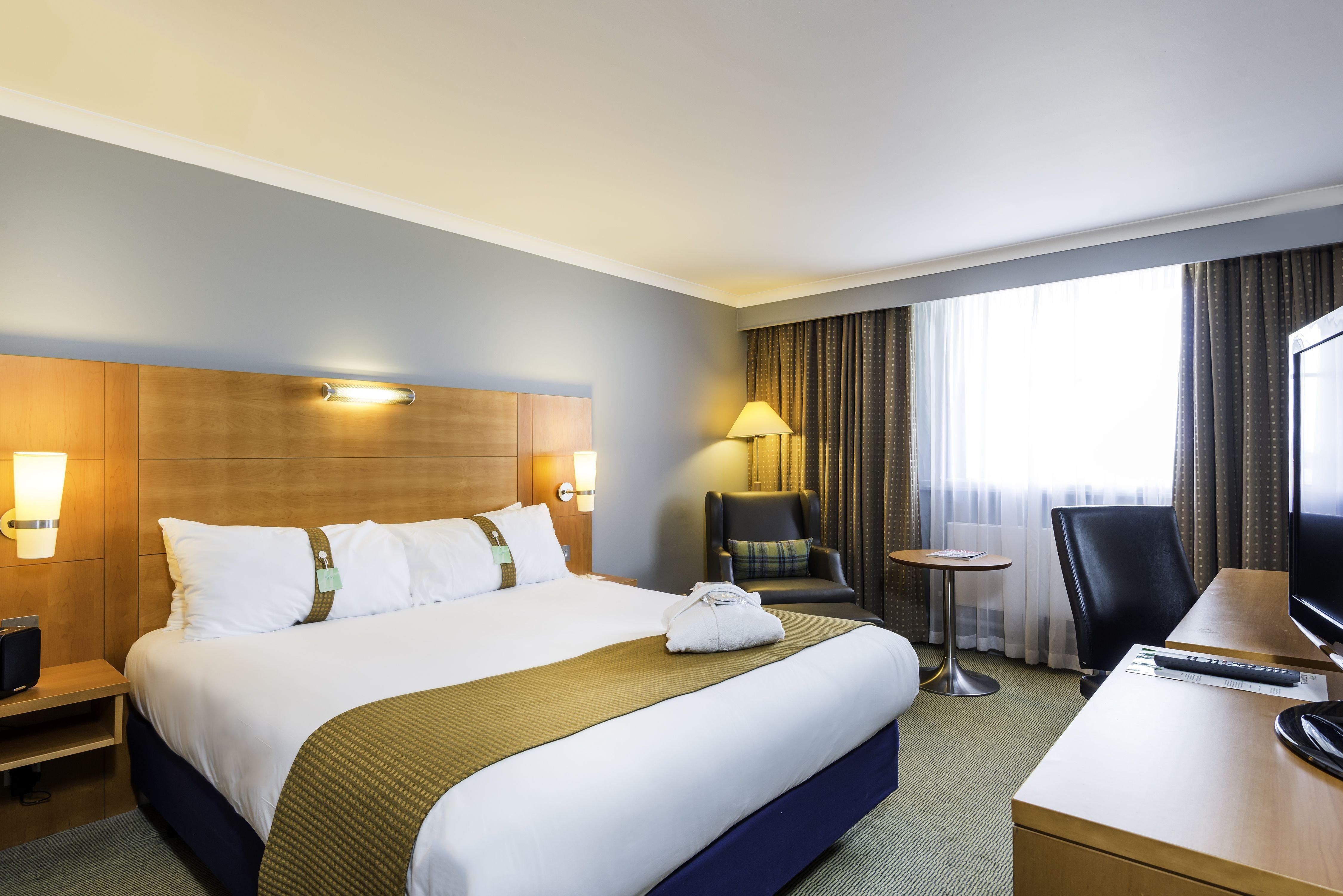 Holiday Inn London Sutton By Ihg Exterior foto